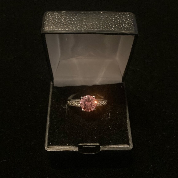 Pink Cubic Zirconia Solitaire Ring - Size 6 - Picture 4 of 5